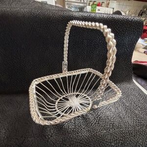 Vintage silverplate wire basket square